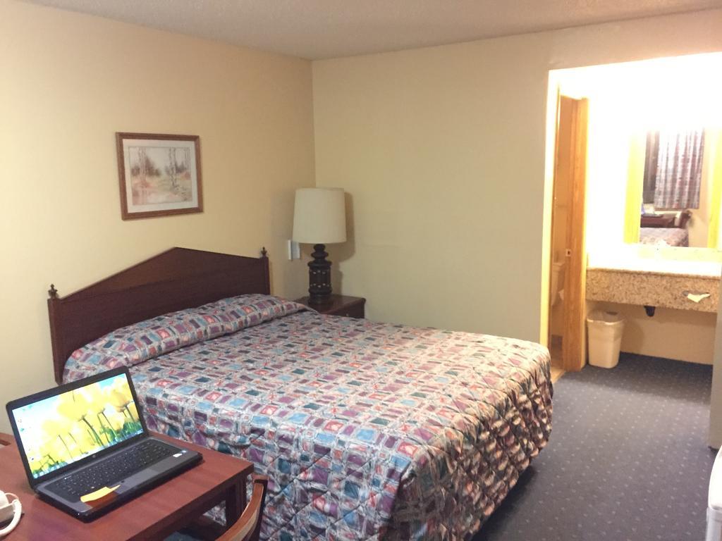 Molalla Stagecoach Inn Motel المظهر الخارجي الصورة
