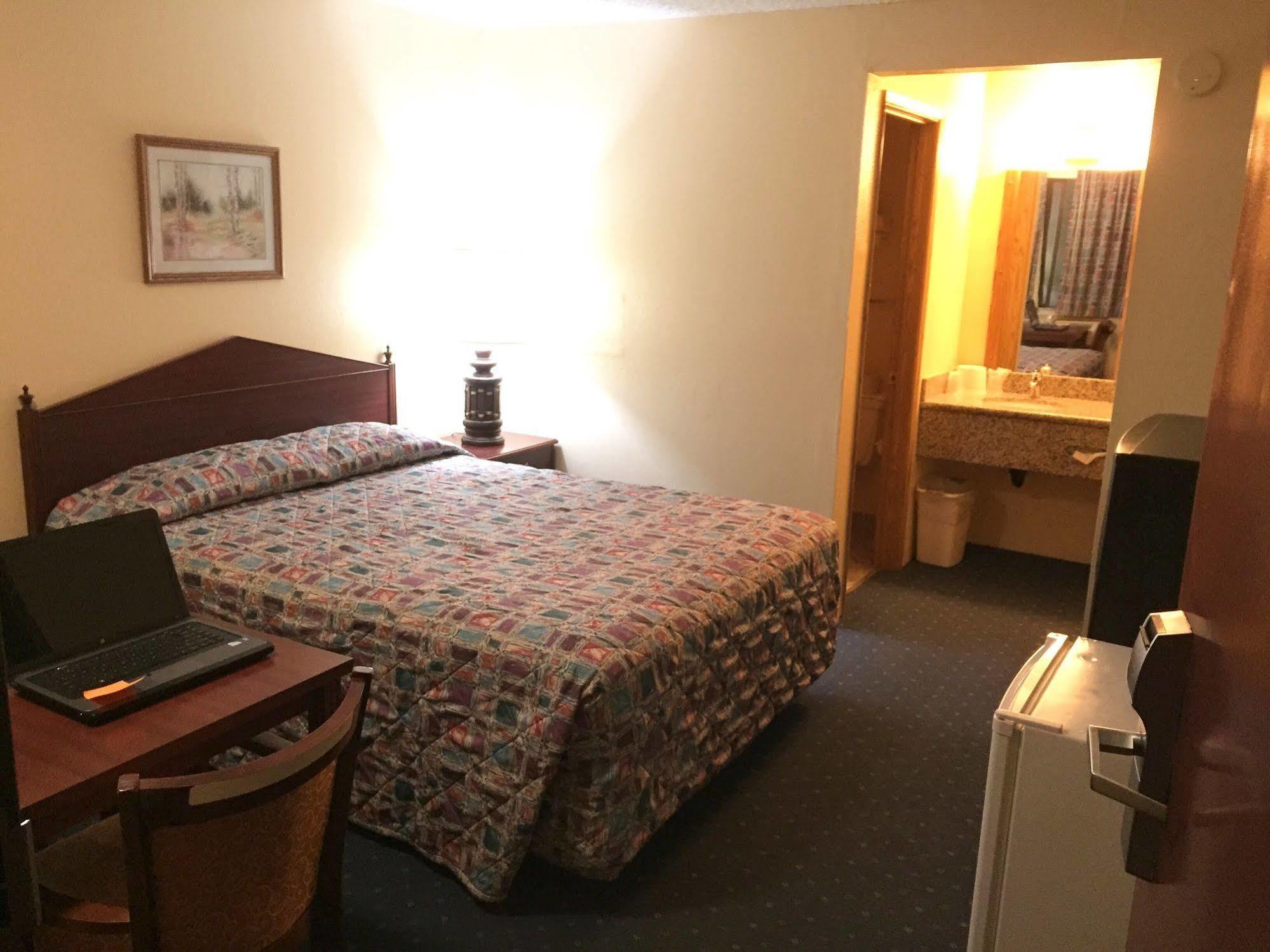 Molalla Stagecoach Inn Motel المظهر الخارجي الصورة